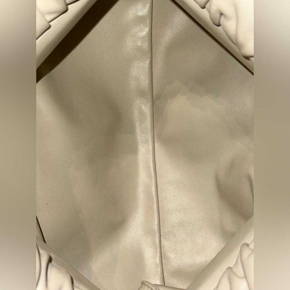 🎀Bottega Veneta Chain Pouch🎀 - Picture 14 of 16